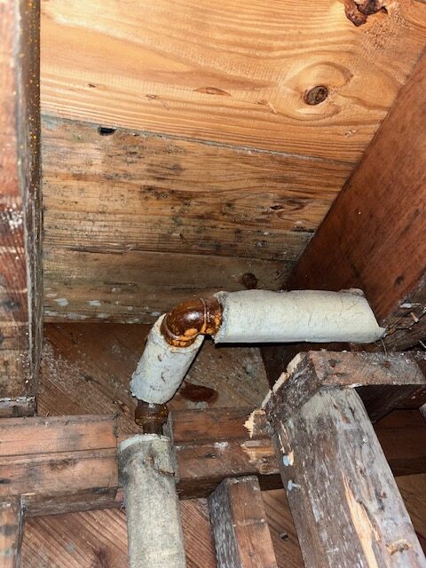 asbestos pipe insulation. asbestos pipe wrap. asbestos floor tiles. asbestos insulation. asbestos fibers new home. asbestos testing in newly purchased home. asbestos inspector near me.